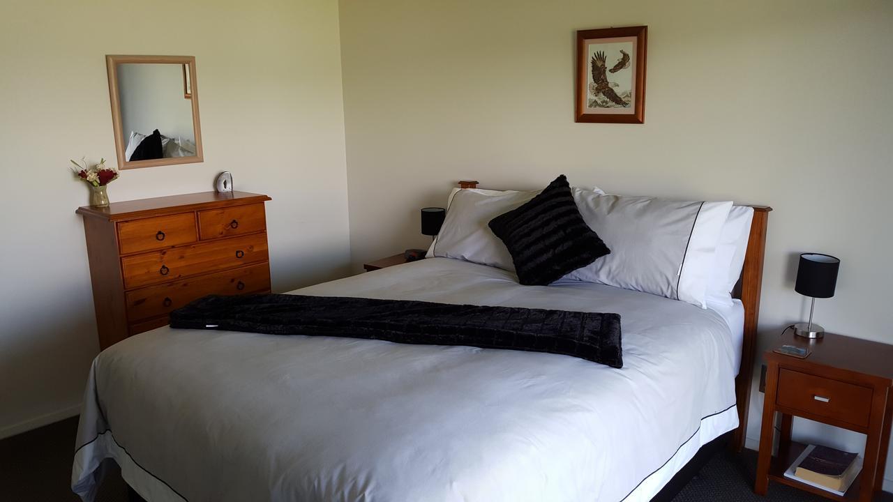 Athenree Waterside Accommodation Buitenkant foto